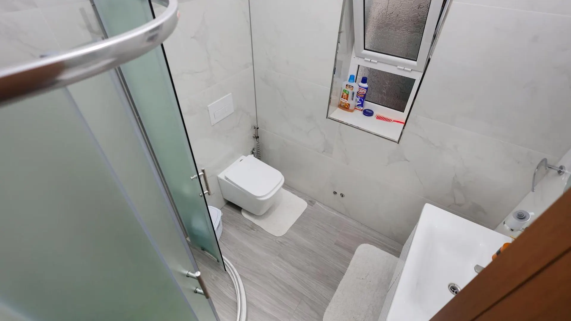 Villa Lejzo - Swimming Pool Berat Apartment