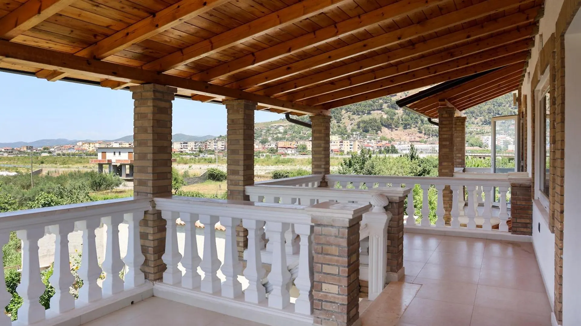 Villa Lejzo - Swimming Pool Berat 0*,  Albania